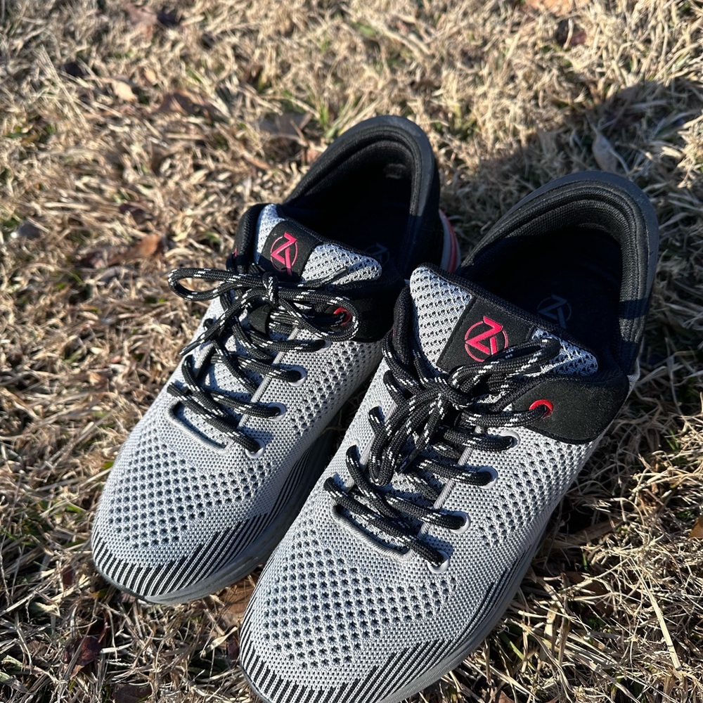 Men's Gray And Black Zeba Athletic Shoes